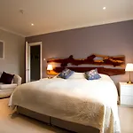 Sharamore House Bed and Breakfast