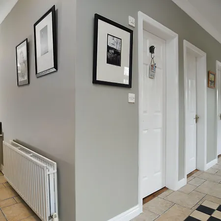 Sharamore House Bed & Breakfast 4*