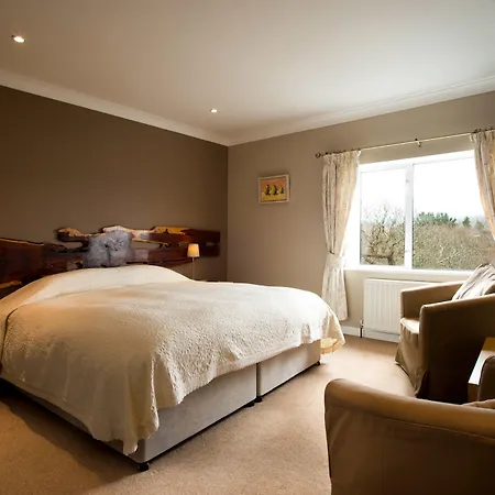 Sharamore House Bed & Breakfast 4*