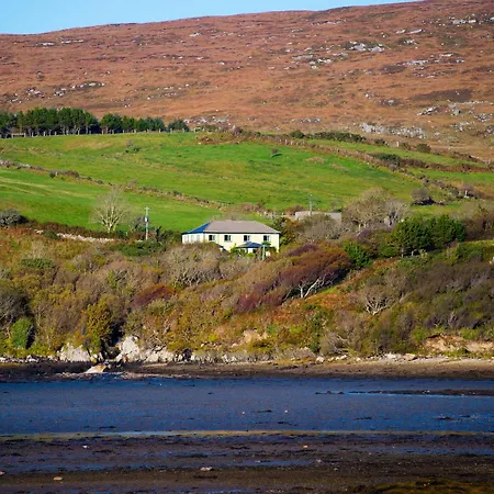 Sharamore House كليفدين